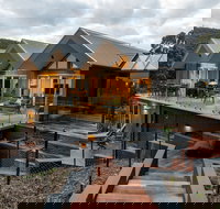 Adventure Bay Retreat - Dalby Accommodation