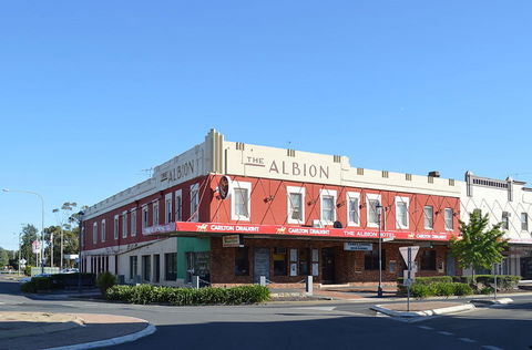Albion Hotel Cootamundra - Dalby Accommodation 0