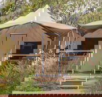 Amblin Holiday Park - Dalby Accommodation