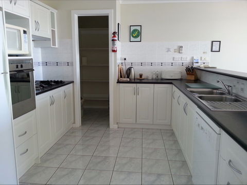 Birubi House - Dalby Accommodation 1