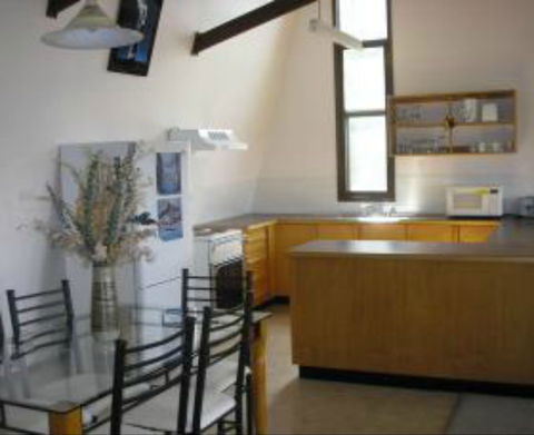 Bogong Heights - Dalby Accommodation 0