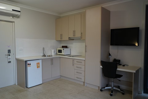 Carlton Lygon Lodge - Dalby Accommodation 2
