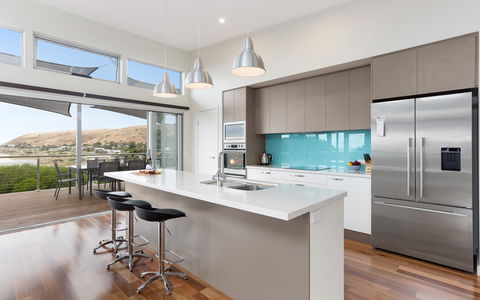 Carrickalinga Shores - Dalby Accommodation 2