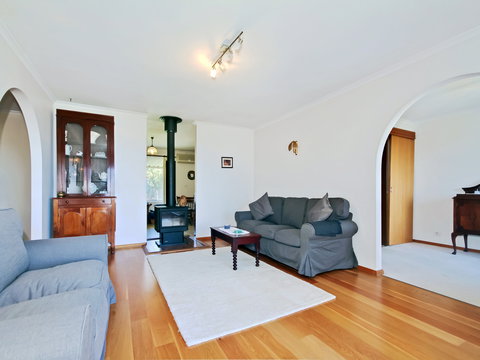 Century 21 SouthCoast: Sun And Sea - Dalby Accommodation 2