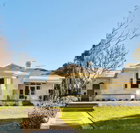 Clydesville Queenscliff - Dalby Accommodation
