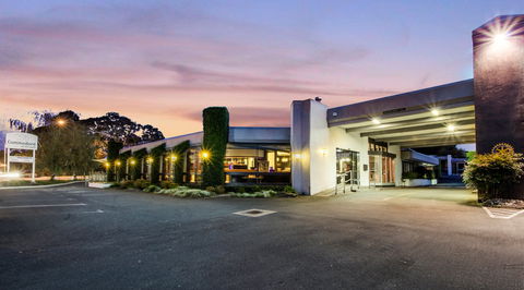Commodore On The Park - Dalby Accommodation 0