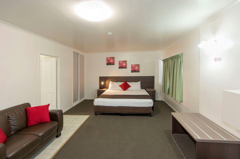 Coral Sands Motel - Dalby Accommodation 1