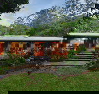 Cow Bay Homestay Bed and Breakfast - Dalby Accommodation