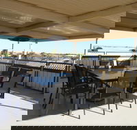 Deck to Sea - Dalby Accommodation