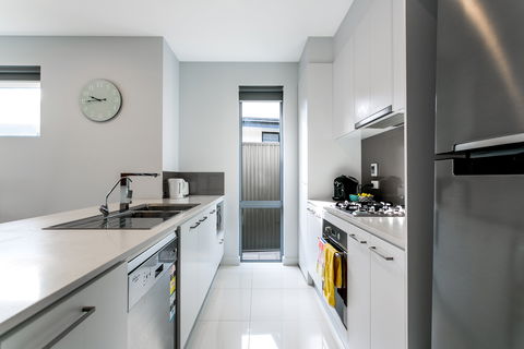 Ella House I - Dalby Accommodation 1