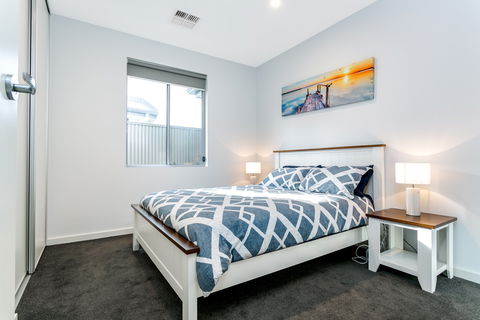 Ella House I - Dalby Accommodation 2