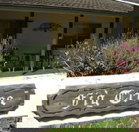 Figtree Cottage - Dalby Accommodation