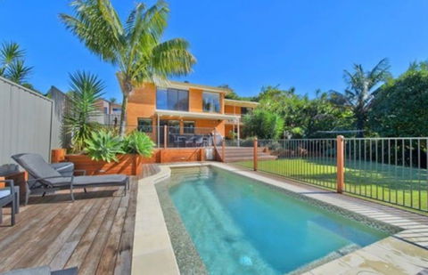 Flynns Beach Retreat - Dalby Accommodation 0