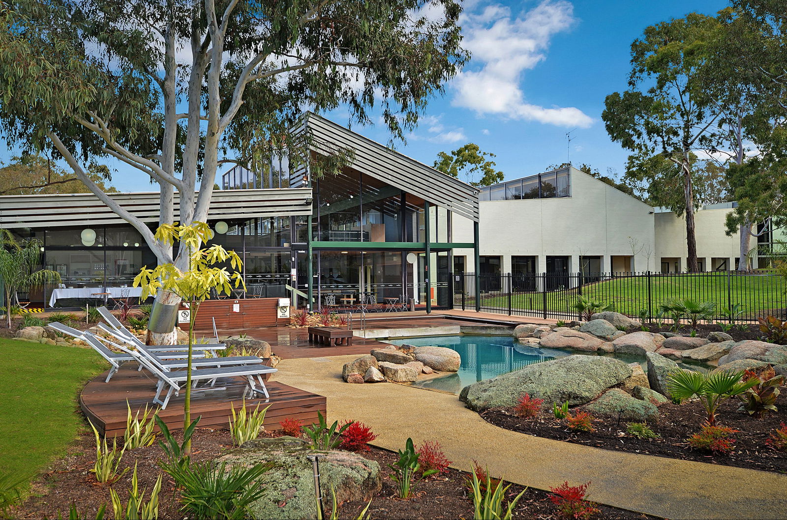 Geelong East VIC Dalby Accommodation