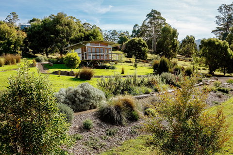 Hobart Hideaway Pods - Dalby Accommodation 2