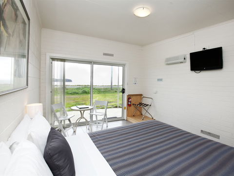 Hotel Bruny - Dalby Accommodation 2