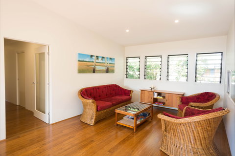 Just Sit: Moruya Heads - Dalby Accommodation 2