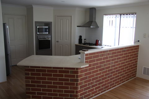 Mandurah Golf Links Retreat - Dalby Accommodation 1