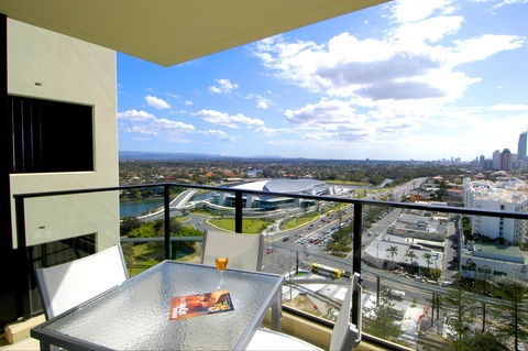 Mantra Broadbeach On The Park - Dalby Accommodation 2