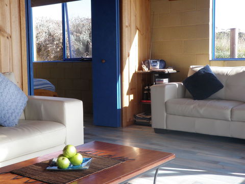 Marrawah Beach House - Dalby Accommodation 1