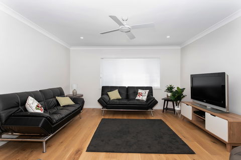 Melt Away Stress - Dalby Accommodation 2