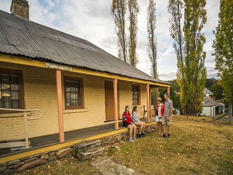 Old Trahlee - Dalby Accommodation 0