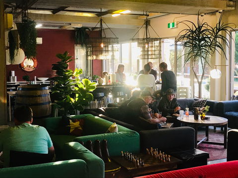 Port Campbell Hostel And Brewpub - Dalby Accommodation 1