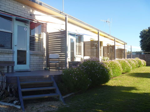Scamander On The Beach - Dalby Accommodation 0