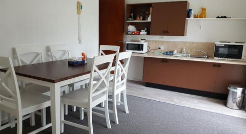 Tabourie Lake Motor Inn - Dalby Accommodation 0