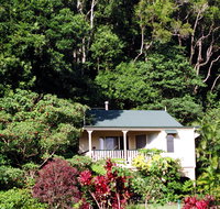 The Falls Montville - Dalby Accommodation