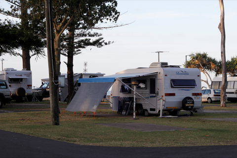 Torquay Beachfront Tourist Park - Dalby Accommodation 2