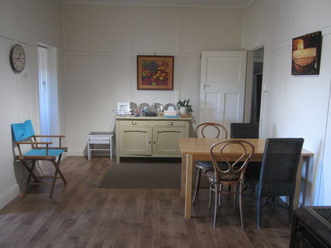 Valley Views Bed And Breakfast - Dalby Accommodation 2