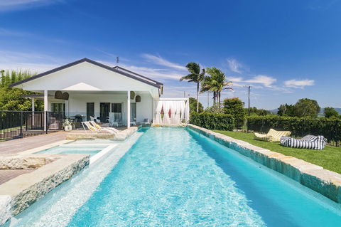 Villa St Helena - Dalby Accommodation 0