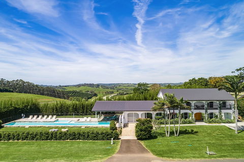 Villa St Helena - Dalby Accommodation 2