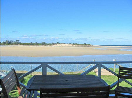 Dolphins Point Tourist Park - Dalby Accommodation 1