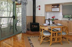 Eagle Hammer Cottages - Dalby Accommodation 5
