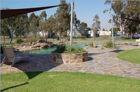 Apollo Gardens Caravan Park - Dalby Accommodation 3
