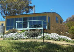 Burnt Creek Cottages - Dalby Accommodation 0