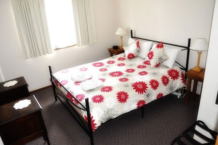 High Country Holiday Park - Dalby Accommodation 3