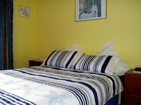 Bells By The Beach Holiday House - Dalby Accommodation 3