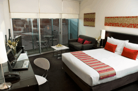 Punthill Williamstown - Dalby Accommodation