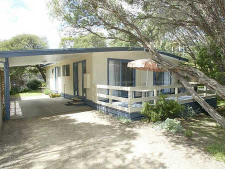 Beachwalk Cottage - Dalby Accommodation 4