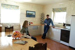 South Mokanger Farm Cottages - Dalby Accommodation 2