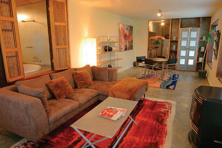 Azidene House - Dalby Accommodation 4