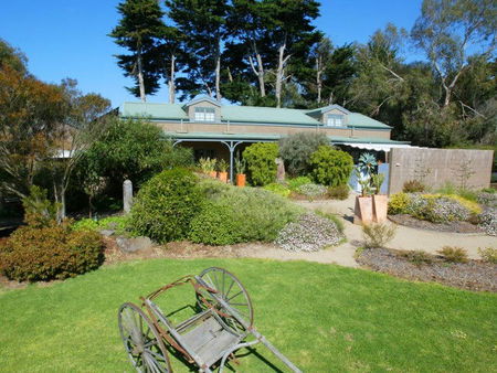 Hill Of Content - Dalby Accommodation 1