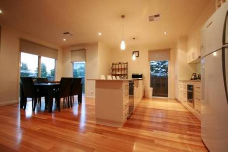 Boutique Stays - Waters Edge - Dalby Accommodation 2