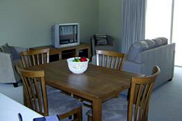 Traralgon Serviced Apartments - Dalby Accommodation 3