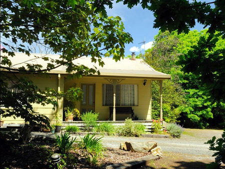 Brigadoon Cottages - Dalby Accommodation 4