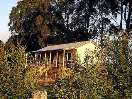 Birchwood Retreat Country Cottages - Dalby Accommodation 0