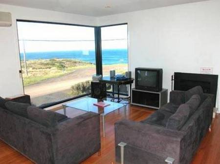 Ocean View Beach House - Dalby Accommodation 3